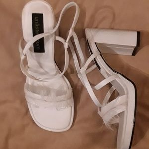 Feathers on White Sandals Size 7